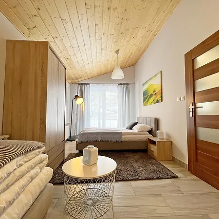 Apartamenty Mountain View - Bezplatny Parking Krynica Zdroj Exterior photo