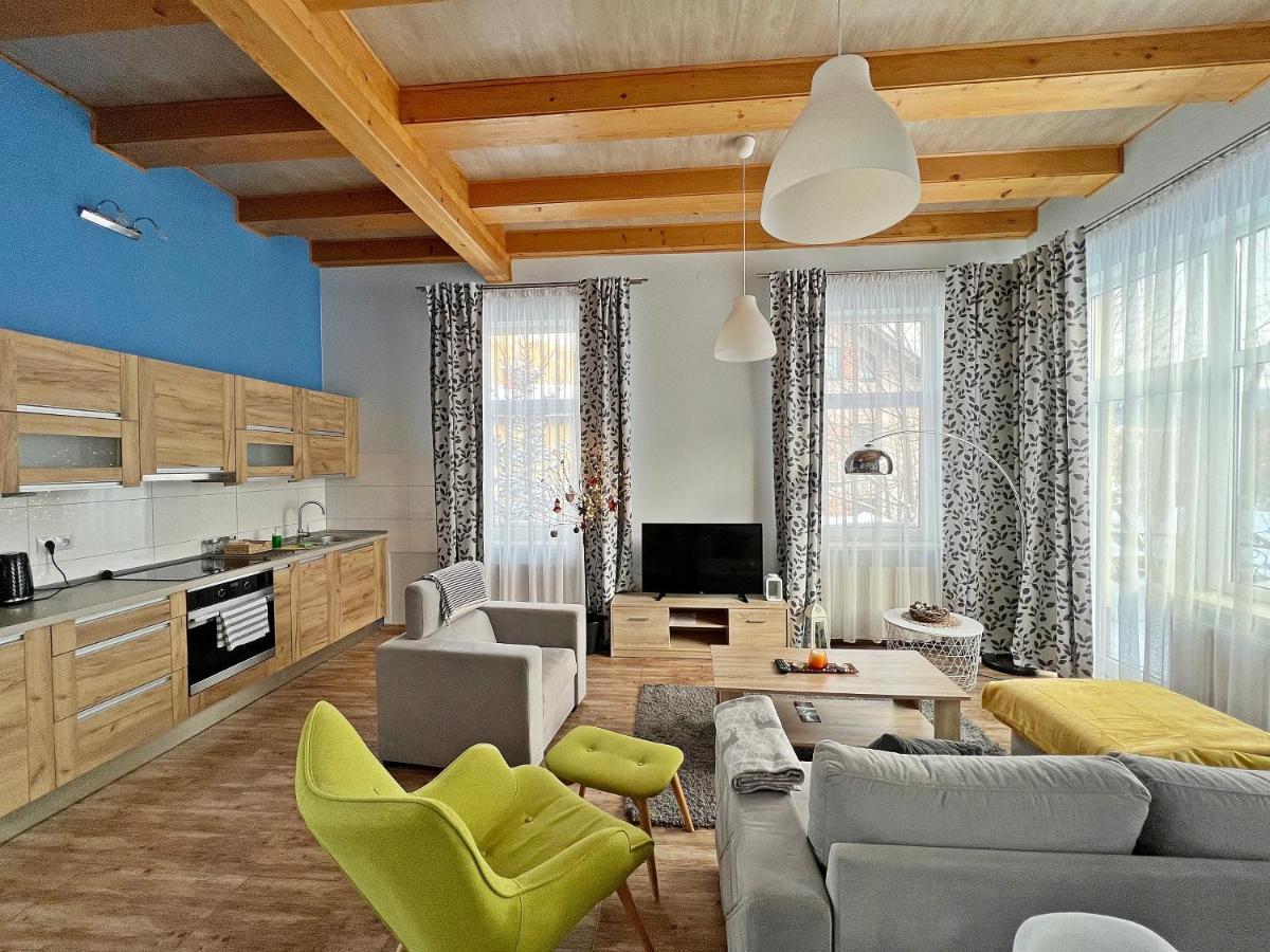 Mountain View - Bezplatny Parking Apartment